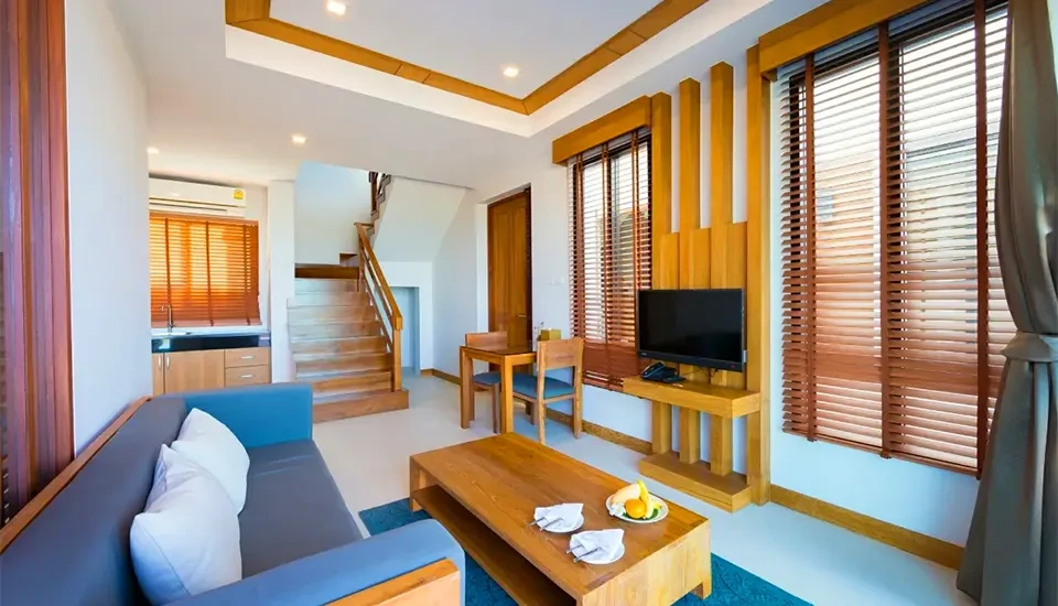 هتل آنداکری پول ویلا